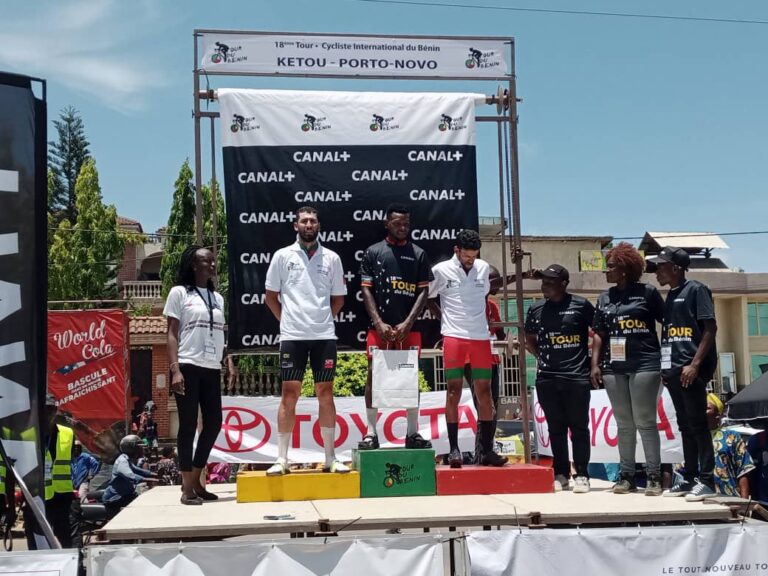 Le podium étape 4 Tour du Bénin