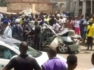 Accident-au-carrefour-IIta-768x576