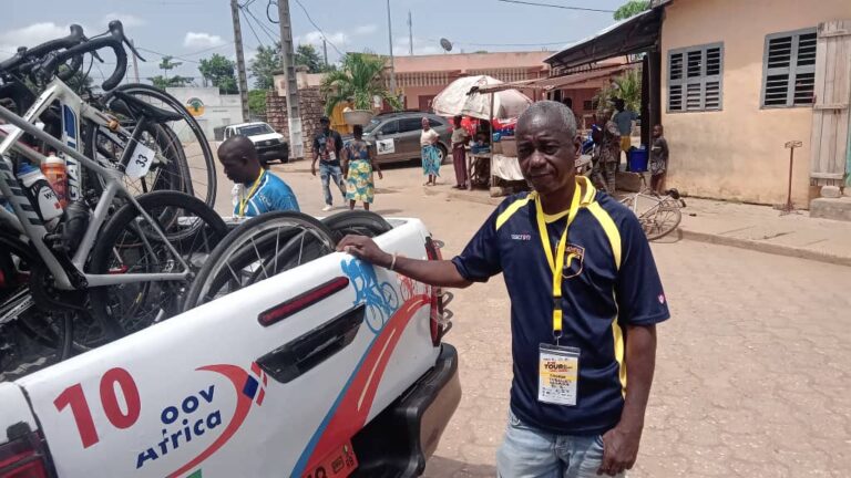 Le coach cycliste ivoirien Assane Yobouet