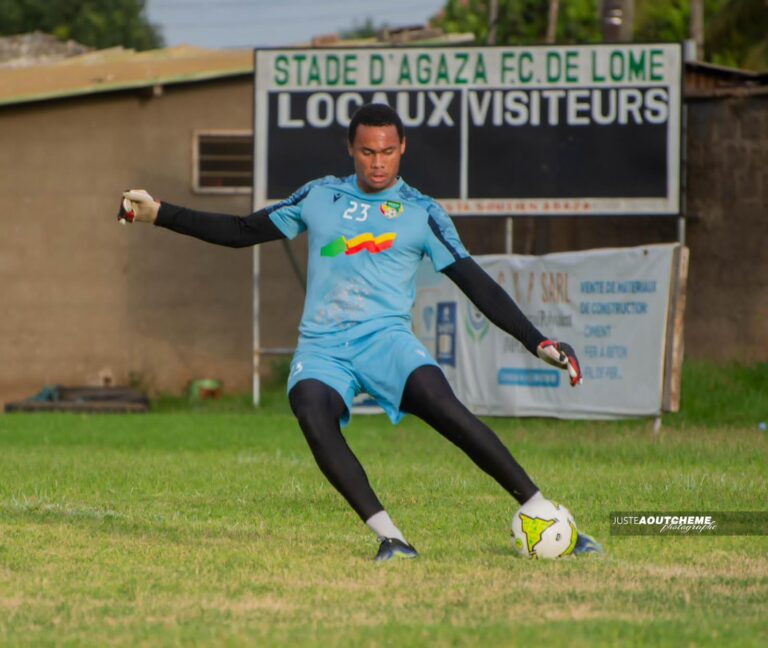 Kenzo Vilon Guézo, Gardien international béninois