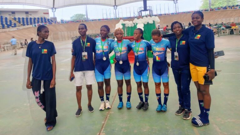 Amazones Cyclistes médaillées à Abuja
